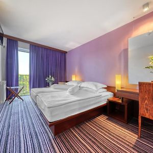 Comfort Twin Room